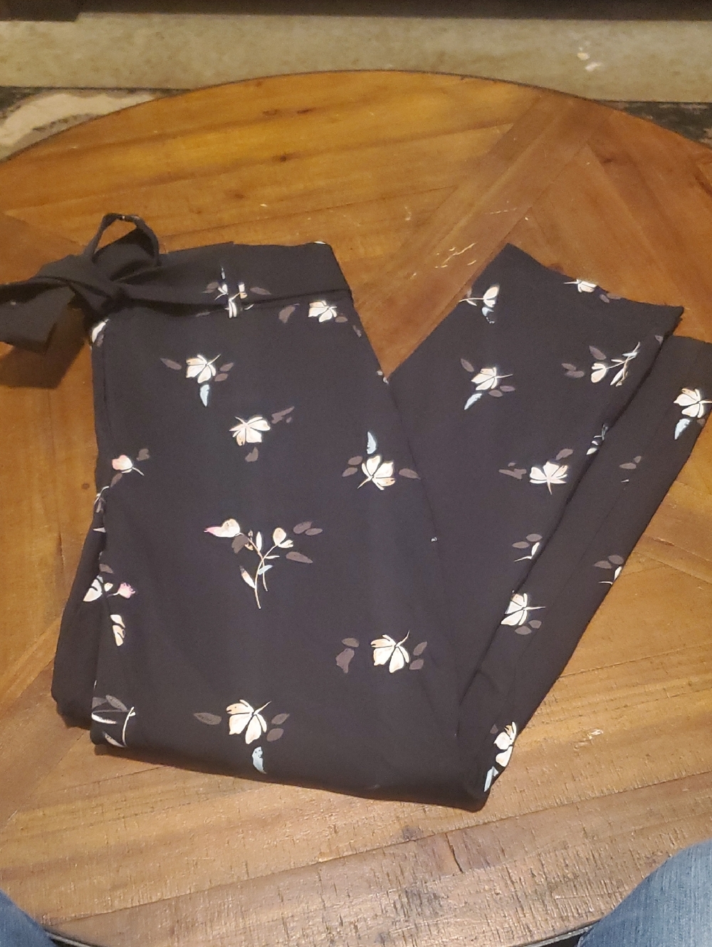 Jules & Leopold Navy Floral Tie-Waist Straight-Leg Pants